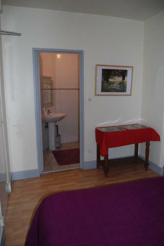 Hotel H�tel Restaurant Les Platanes