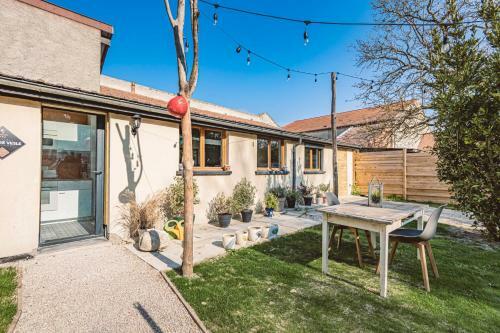 Apartamentos Gites S�r�na� Avec Vue Sur Rivi�re
