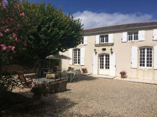 Bed & Breakfast Logis De Chenac