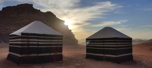 Wadi Rum Desert Eid Camp & Cave & Tours