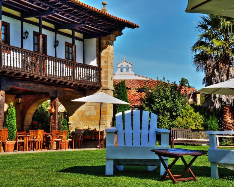 Hotel Palaci�n De To�anes
