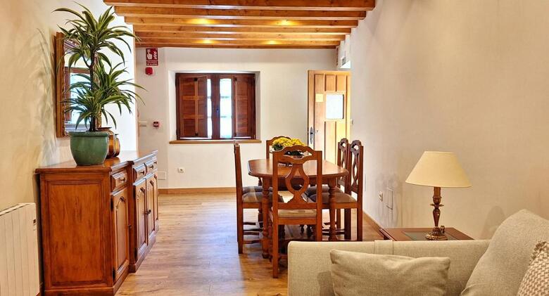 Hotel Palaci�n De To�anes