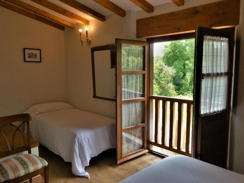Hotel Palaci�n De To�anes