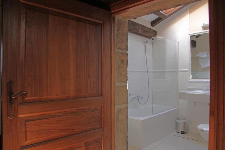 Hotel Palaci�n De To�anes