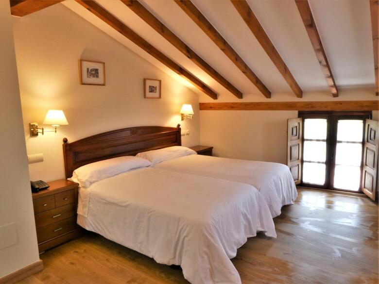 Hotel Palaci�n De To�anes