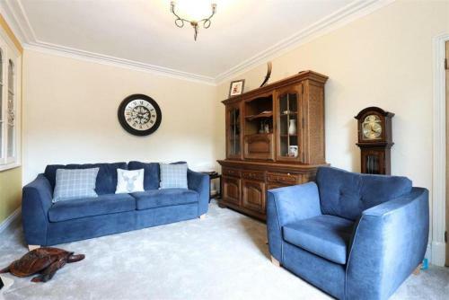 Ross Test Impeccable 4-bed House In Bethel