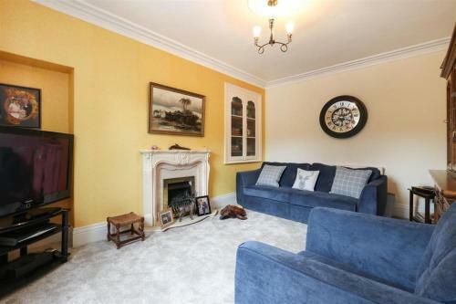 Ross Test Impeccable 4-bed House In Bethel