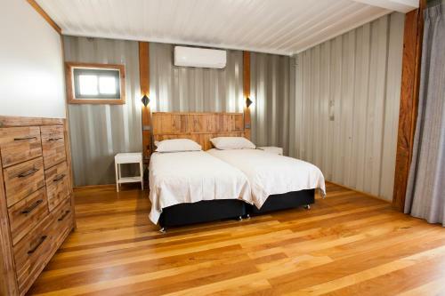 Villa Stirling Estate Chalets