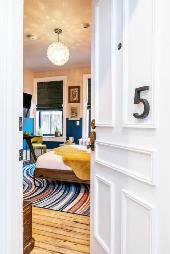 Room 5 - 11 Rooms Boutique Hotel