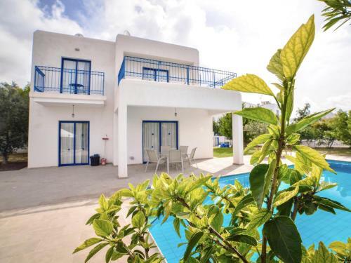 Azzurro Holiday Villa Ira By Sanders