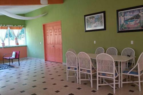 Apartamento Departamento Del Bosque Planta Alta