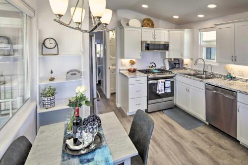 Lake Havasu Escape With Views - Walk To Lake!