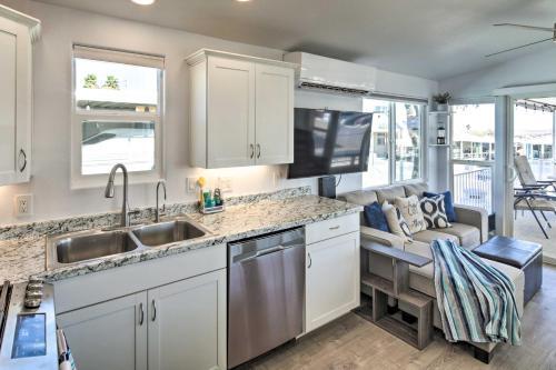 Lake Havasu Escape With Views - Walk To Lake!