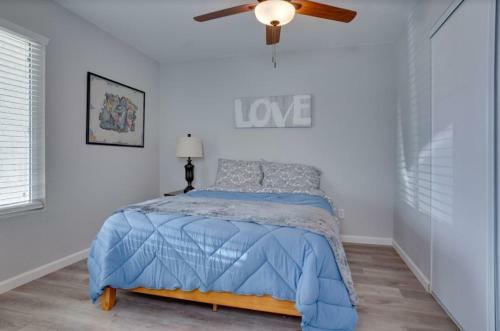 Private Resort Centrally Located W/ Outdoor Oasis.