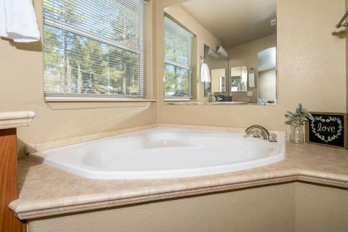 New Listing! Spacious Home In Munds Park, Arizona.