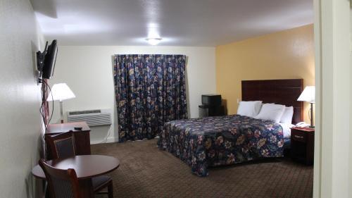 Motel Passport Inn And Suites
