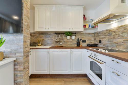 Modern Rustic Villa Kate