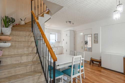 Huge 3br Villa With A Beautiful Garden At Ortakent