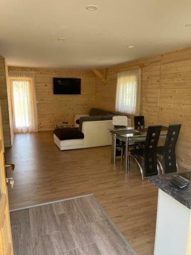 Family Bungalow Glamping La?ko
