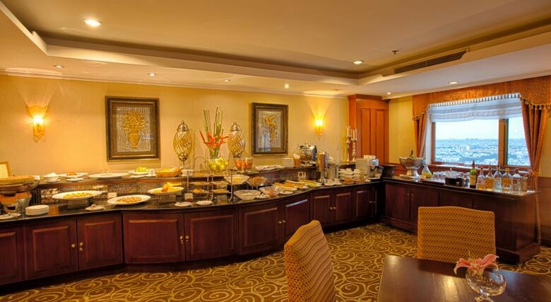 Hotel Windsor Plaza