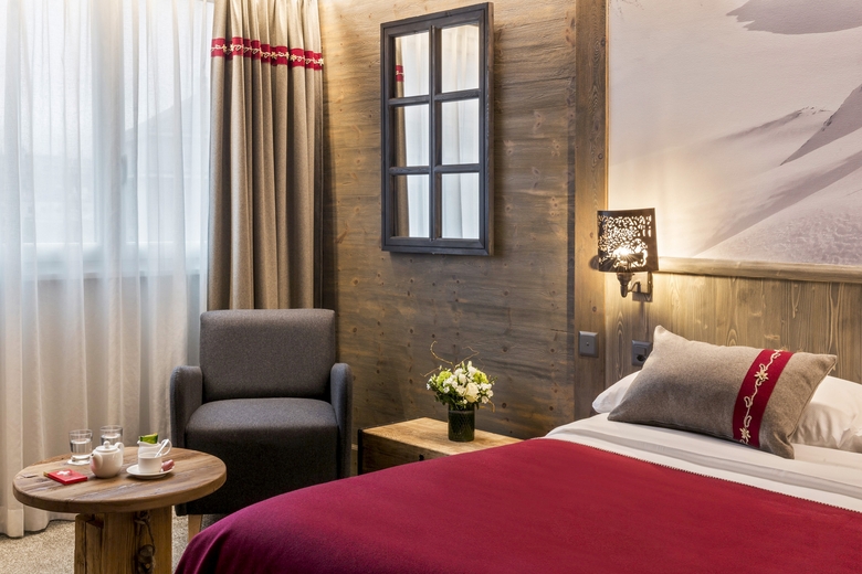 Hotel Edelweiss Manotel