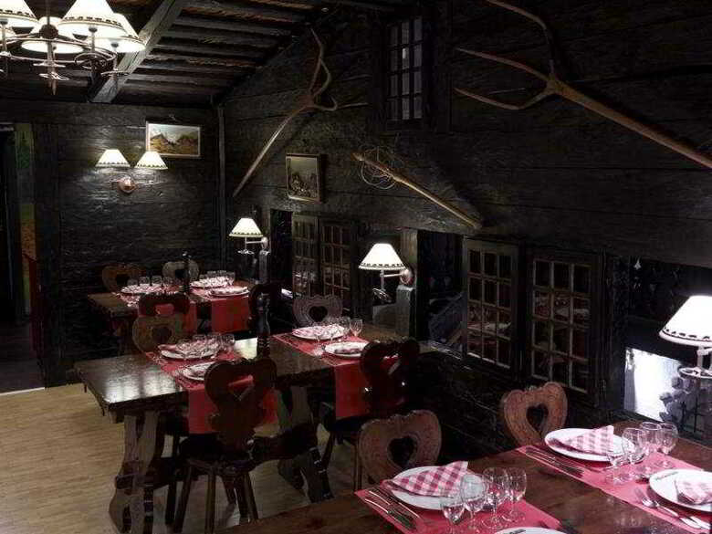 Hotel Edelweiss Manotel