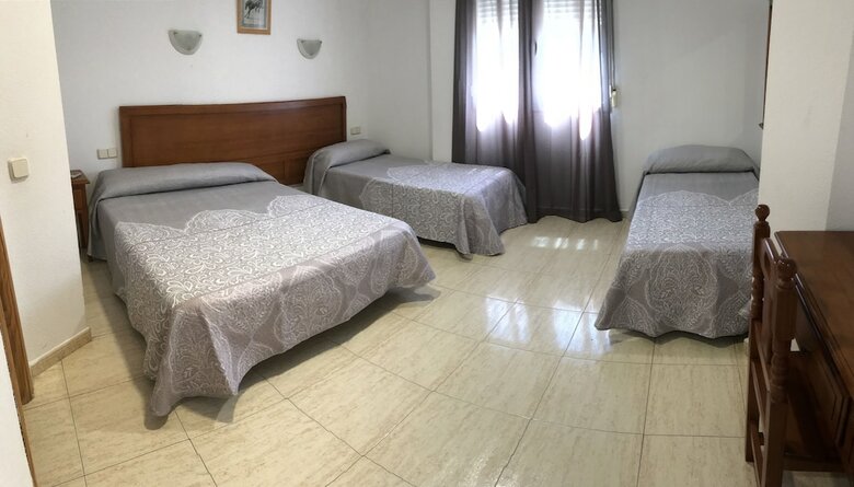 Hostal 82