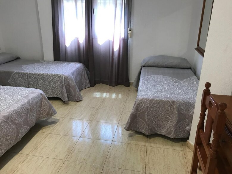 Hostal 82