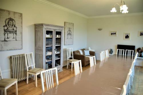 Bed & Breakfast Table Et Chambres D'h�tes Le Colombier
