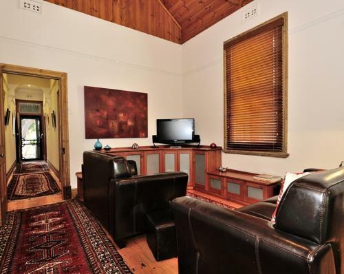 Pure Gold - Heritage 2 Bedroom Terraced Cottage
