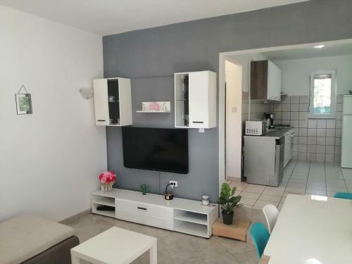 Apartman Jurjevic - Whole House With Yard And Parking