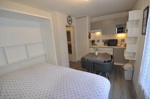 Apartamento Studio Cabine 2 � 4 Personnes Bar�ges