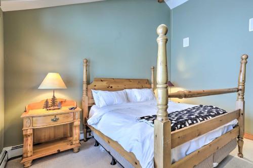 House With Hot Tub And Deck - Shuttle To Skiing!