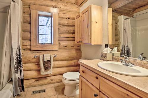 Idyllic Granby Cabin Perfect Family Getaway!