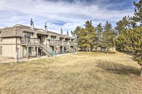 Apartamento Condo With Balcony And Views - Steps To Ski Shuttle!