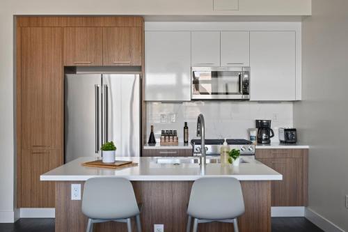 Mod Minimalism Meets Japandi Style - Espadin Lohi