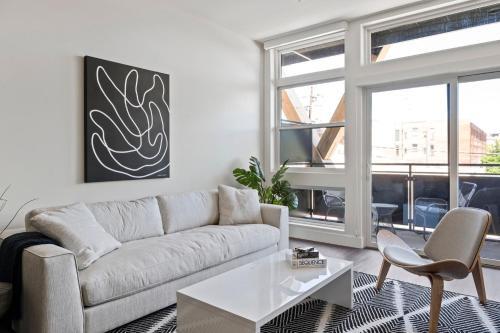 Mod Minimalism Meets Japandi Style - Espadin Lohi