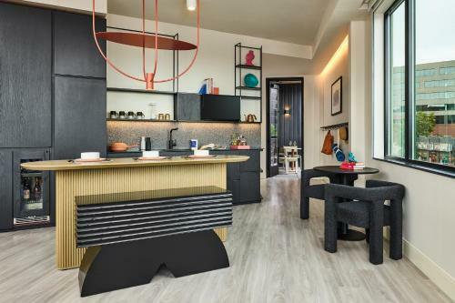 The Catbird Hotel
