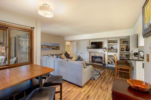 Apartamento 1095 Wild Irishman Condo