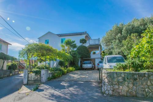 Apartment In Klanice, Island Krk