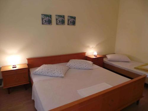 Apartments Pjescana Uvala/istrien 17335