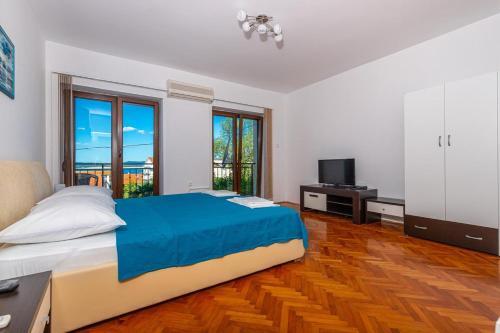 Apartments With A Parking Space Dramalj, Crikvenica - 18262
