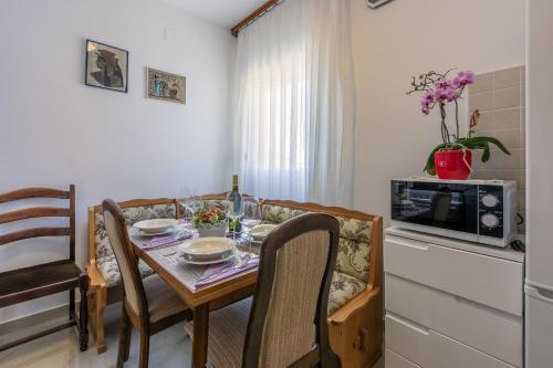 Apartments Brana