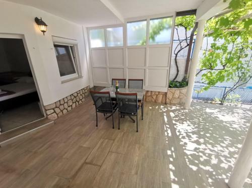 Apartment 3 Niko 21 Pax