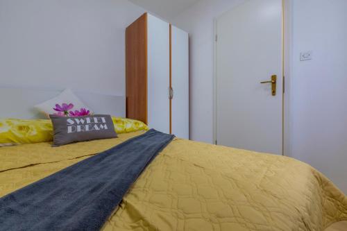Apartment In Dramalj 41211