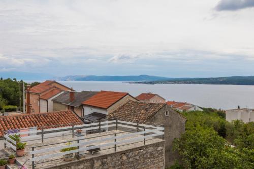 Apartment In Dramalj 41211