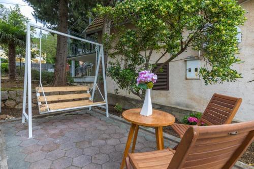 Apartment In Dramalj 41211