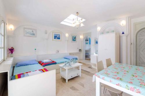 Apartment In Dramalj 39394
