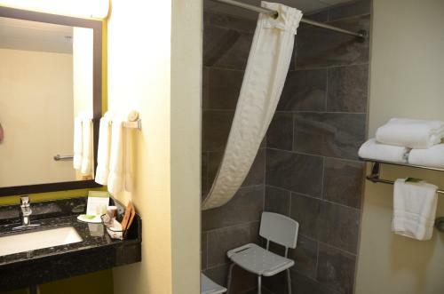 Hotel Americinn West Burlington
