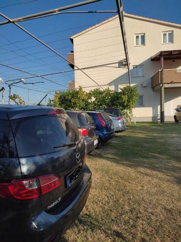 Apartment Arba 3 S Bazenom I Parkingom